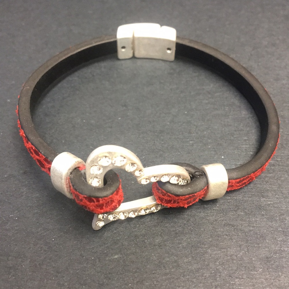 Heart bracelet
